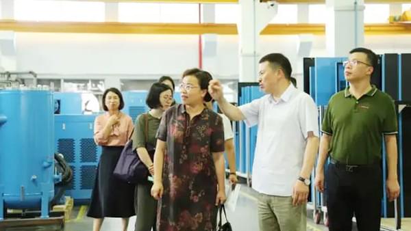 德曼節(jié)能智慧云管控服務到底有什么特色，頻頻吸引市委領導前來調(diào)研？